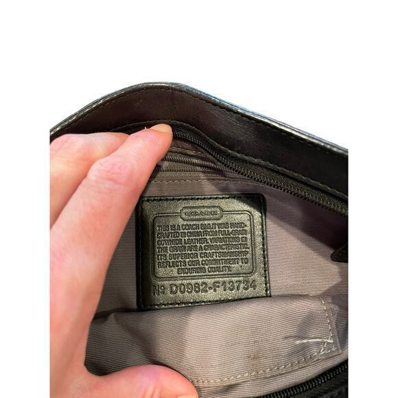 Coach‎ Soho Pleated Matted Black Leather Clutch Wristlet Handbag Purse F13734 - Picture 12 of 14